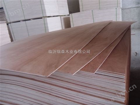 饰面板红杂木贴面板8mm实木多层板门板家具板木板